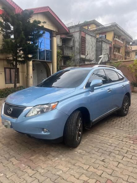 A picture of Lexus Rx350