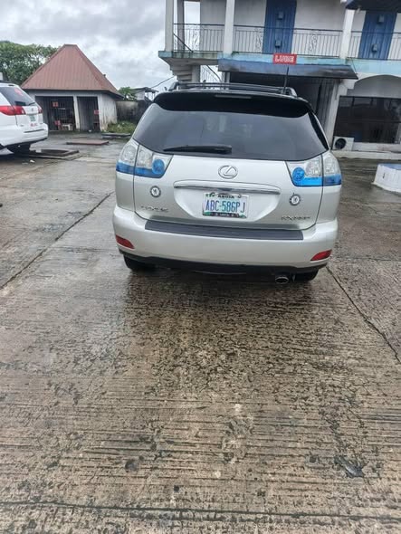 A picture of Clean RX330 everything is working perfectly well buy and enjoy
