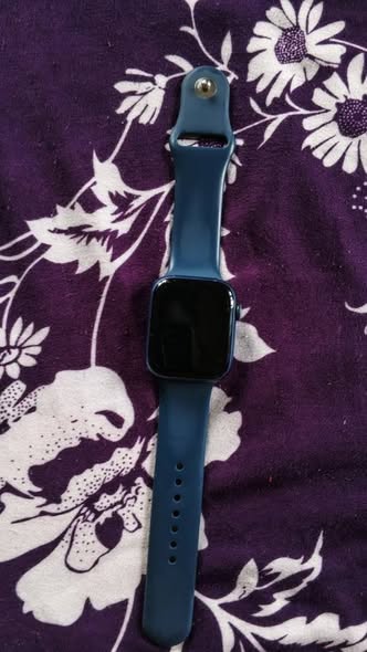 A picture of Apple watch series 7 gps plus cellular 45mm