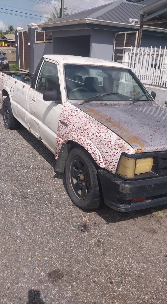 mazda b1600