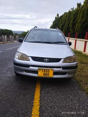 A picture of Spacio old Engine capacity 1490 Full AC Full file Price