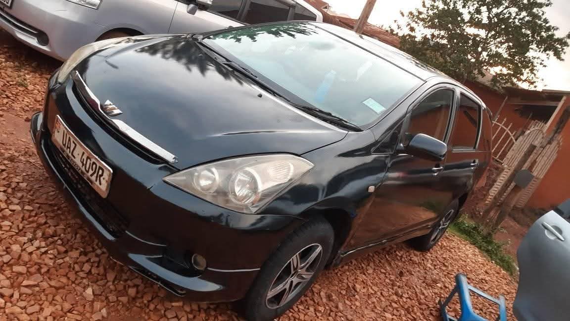 A picture of 2003 Toyota 2003