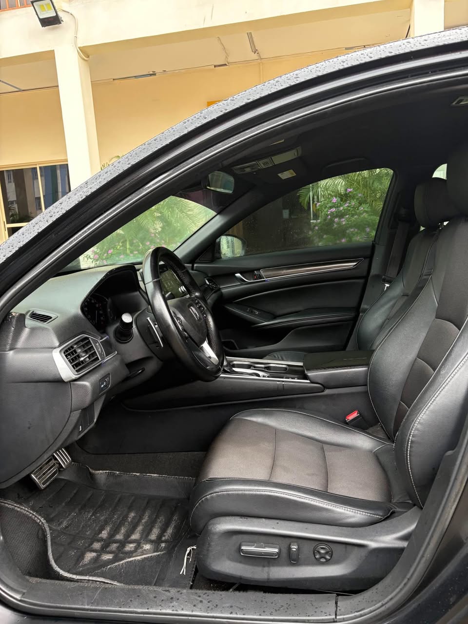 A picture of 2019 Honda Accord Sport Direct Owner 16M