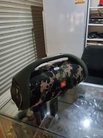 A picture of Jbl Boombox 2