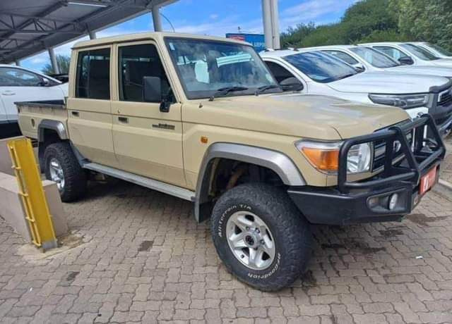 toyota land cruiser