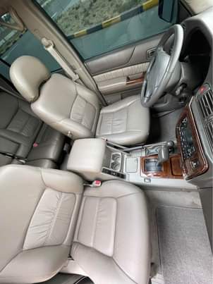 A picture of Nissan Patrol Super Safari GCC 1999