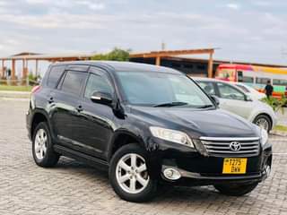 A picture of TOYOTA VANGUARD SWEET DWW