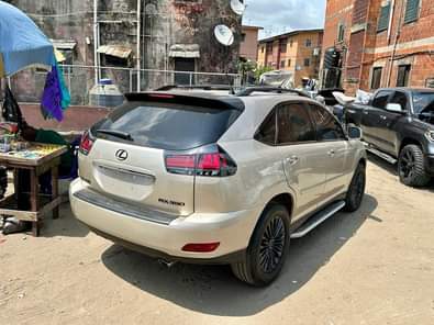 A picture of Bought as tokumbo in December 2023 2 months registered Rx350