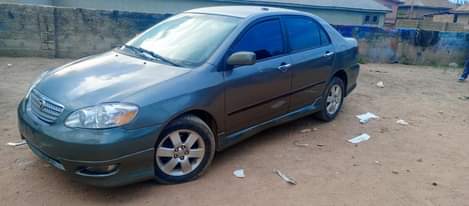 A picture of Clean as you see Corolla Sport 04 with Everything working