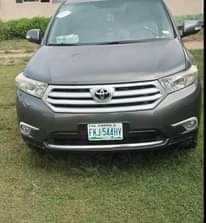 A picture of 2011 TOYOTA HIGHLANDER