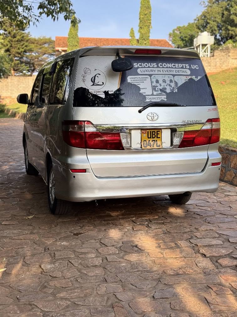 A picture of TOYOTA ALPHARD FOR SALE 2007 MODEL 2 4CC PERFECT CONDITION