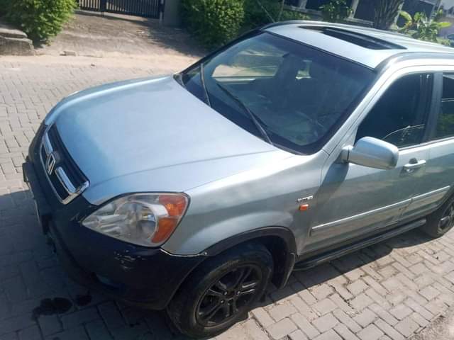A picture of 2003 Honda Crv