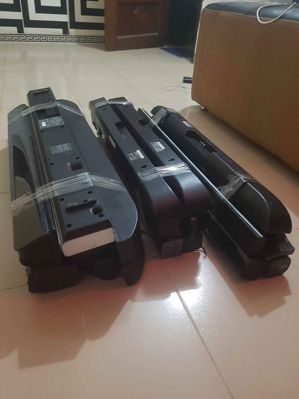 A picture of U K used Sound Bars 50K Each