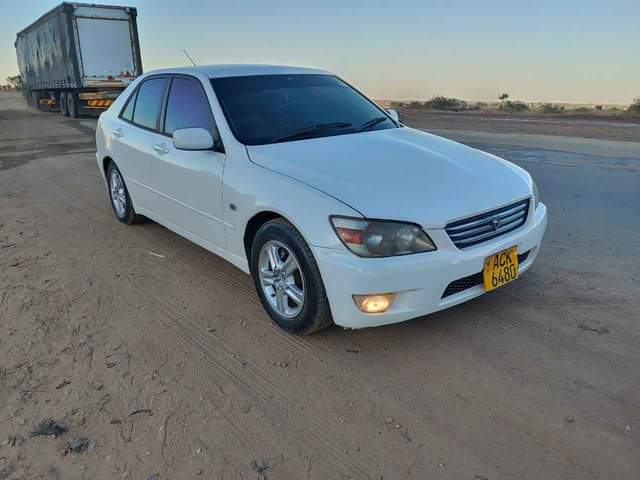 used toyota altezza