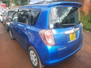 A picture of Toyota ractis