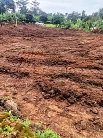 A picture of We sale plots
