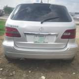 A picture of Mercedes Benz B200