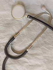 A picture of CLEAN SPHYGMOMANOMETER FOR SALE WORKING WELL PRICE 15K SLIGHTLY NEGOTIABLE