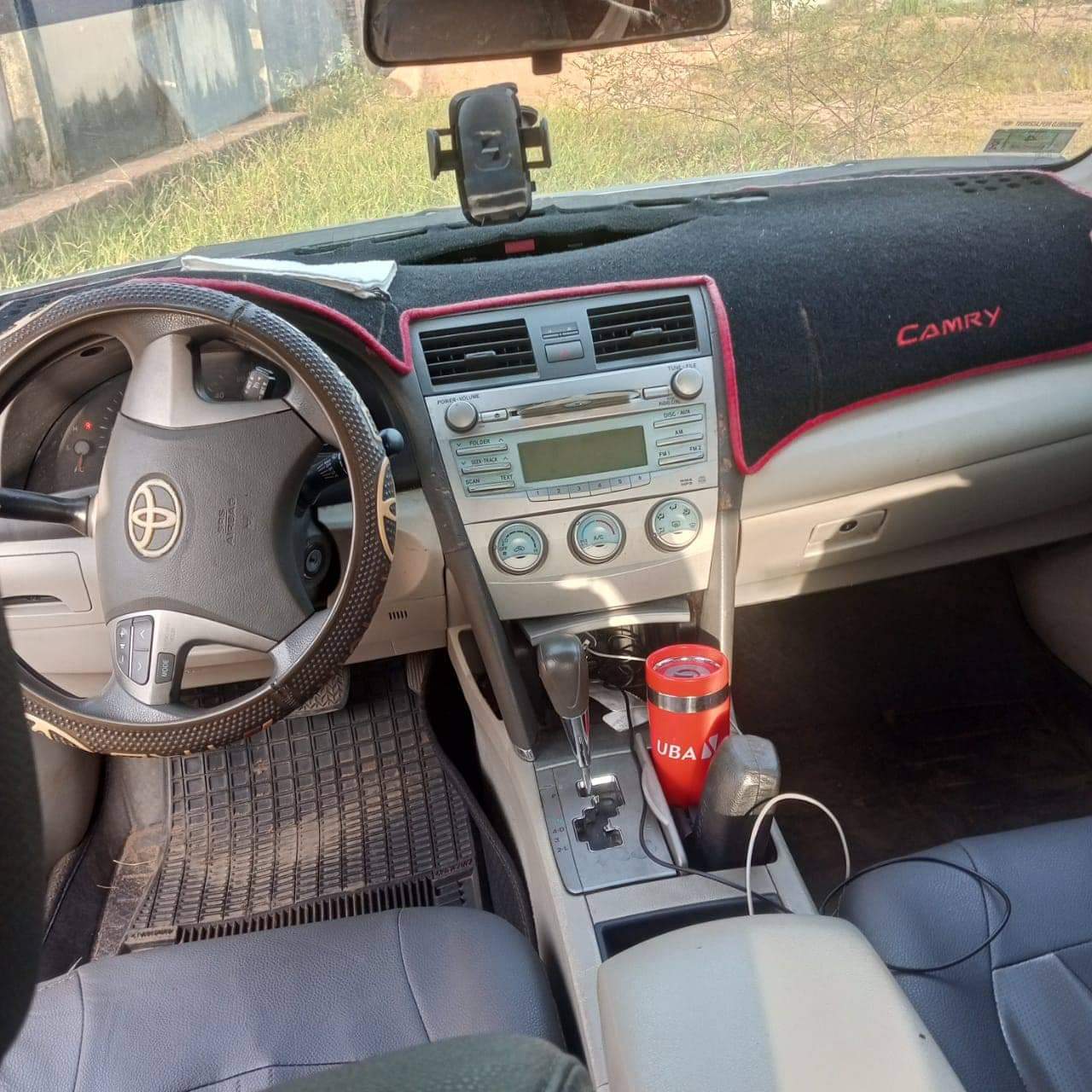 A picture of 2025 Toyota Camry 2009