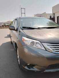 A picture of 2012 Toyota Sienna Xle