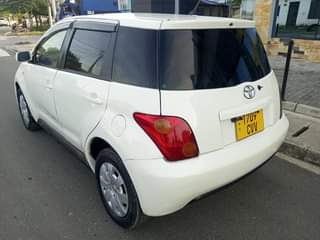 A picture of TOYOTA IST MILLION7 8 0716711174