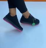 A picture of Sneakers 