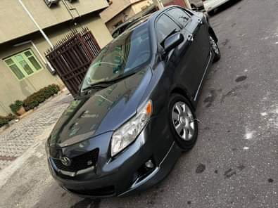 A picture of Toyota Corolla 010 for sale Buy and Drive Toks standard