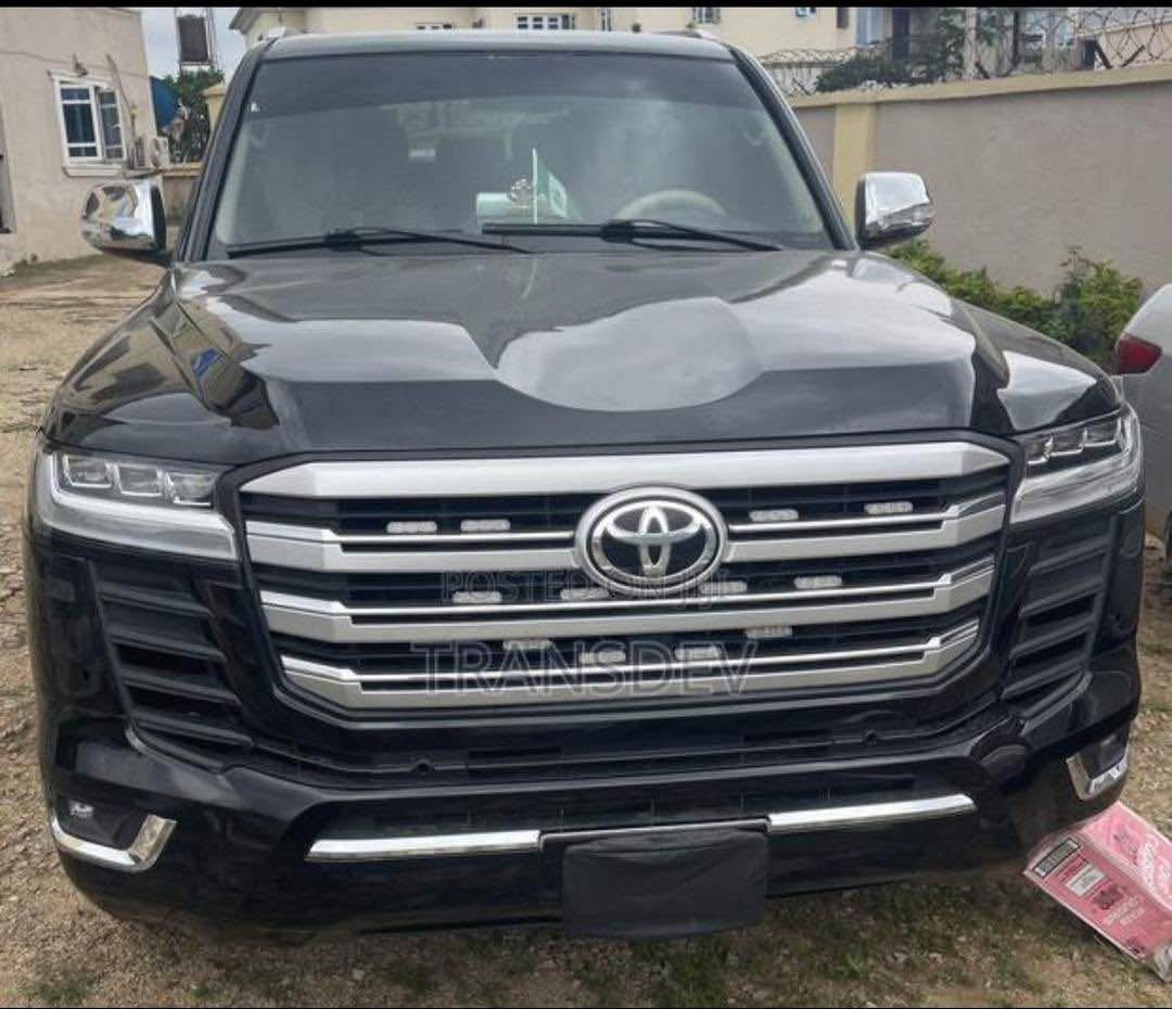 A picture of DISTRESS TOYOTA LANDCRUISER 2009 2023 AVAILABLE 