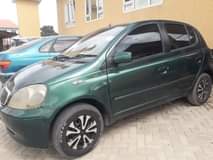 A picture of 2005 Toyota Vitz clavia engene 2nz cc1290 Blue