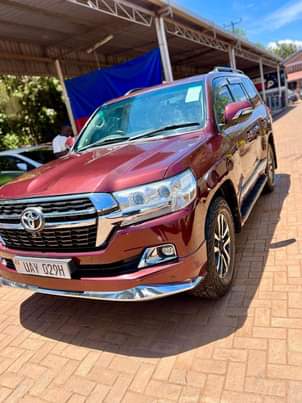 A picture of 2010 Toyota Landcruiser