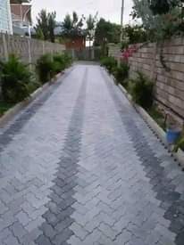A picture of Cabbro blocks and installation