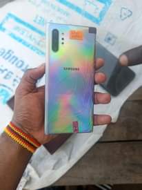A picture of sumsung note 10