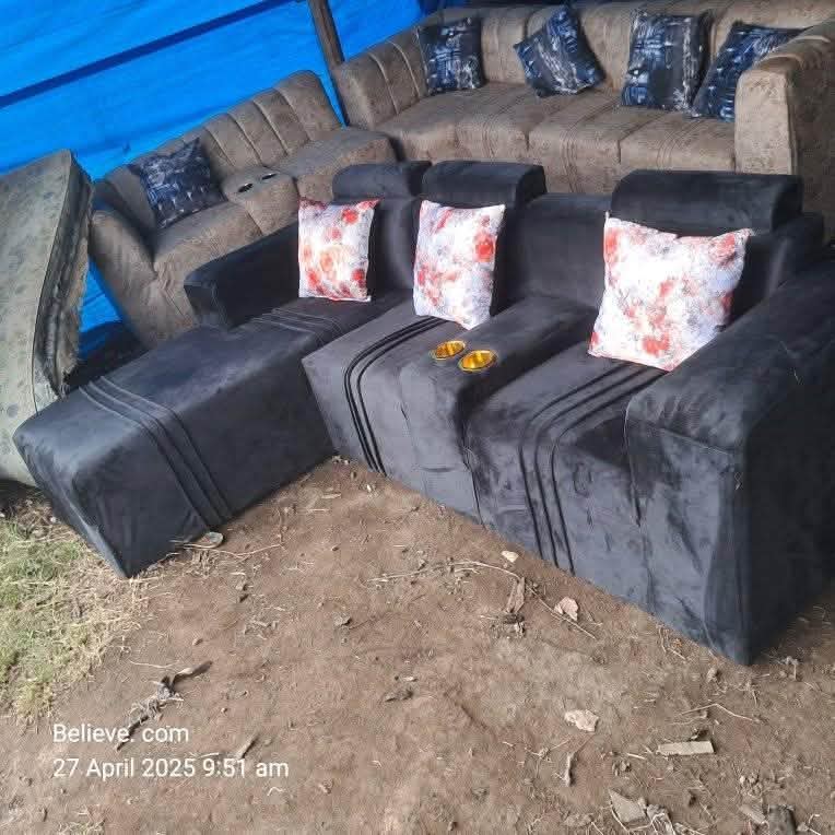 classifieds/furniture sofas