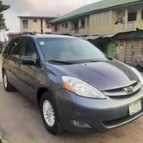 A picture of 2007 Toyota sienna 2007 model