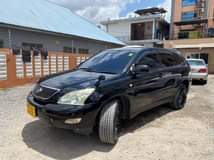 A picture of 2003 Toyota Harrier