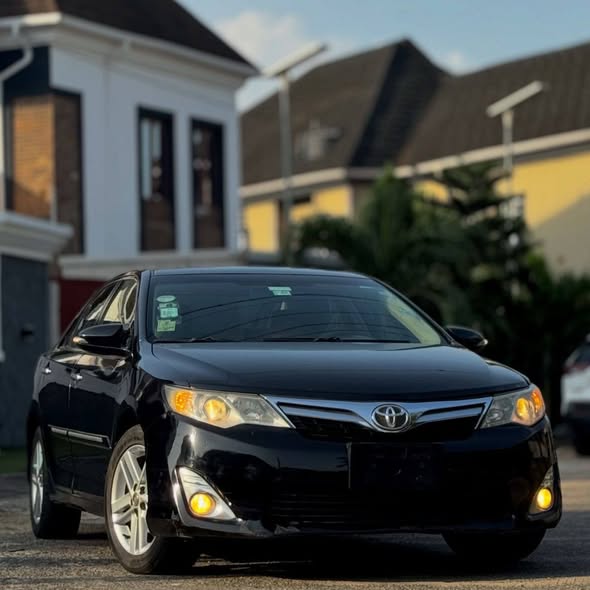 A picture of Sharp dealReg 2012 Toyota Camry le 2021 entry Untouched Engine
