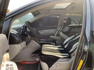 A picture of Lexus Rs 330