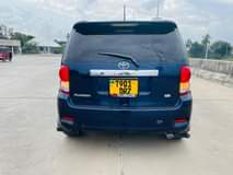 A picture of TOYOTA RUMION