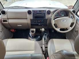 A picture of Landcruza hardtop balaa kabisa Injin 1hz diesel Gia manyu Full