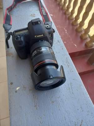 A picture of Canon EOS 5D mark iii camera