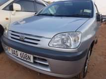 A picture of 1999 Toyota Ruam