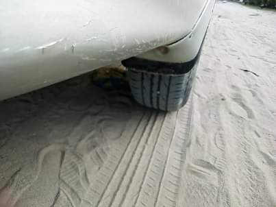 A picture of Haina kipengele chochote Ni kuwasha na kuondoka