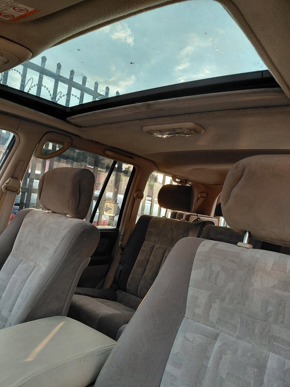 A picture of Landcruiser V8 Petrol 65m