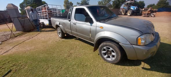 used nissan hardbody