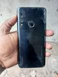 A picture of Nauza Huawei y9 prime 2019 ina creek isiosumbua nataka 160