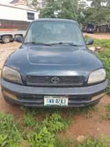 A picture of Toyota Rav4 07038246220