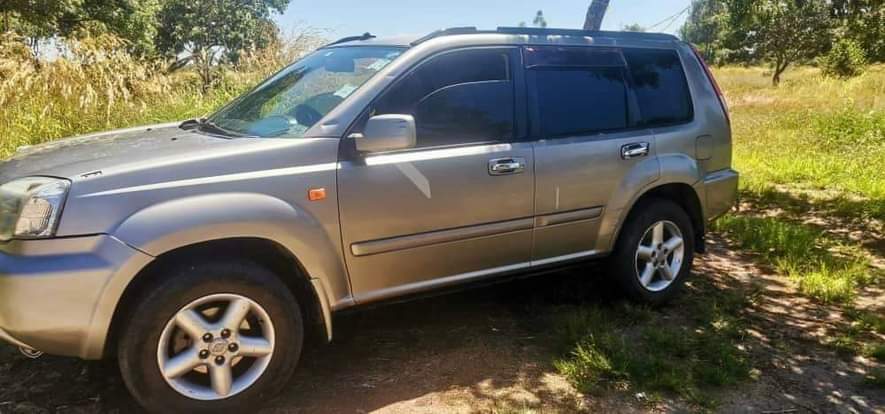 classifieds/cars nissan