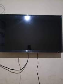 A picture of Smartec 32 inch digital tv
