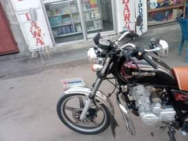 A picture of Haojue cc 125