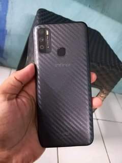 A picture of nauzaa infinix hot 9 ina gb 64 ram 3gb bei